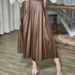 Φούστα πλισέ καφέ