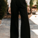 Παντελόνα μαύρη σε wide legs γραμμή