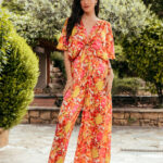 Ολόσωμη φόρμα εμπριμέ wide leg