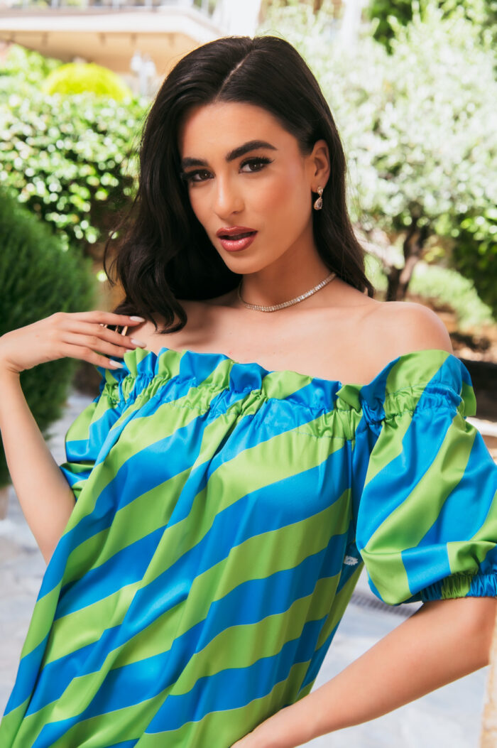 Φόρεμα σατέν maxi off shoulder μπλε-λαχανί - Image 6