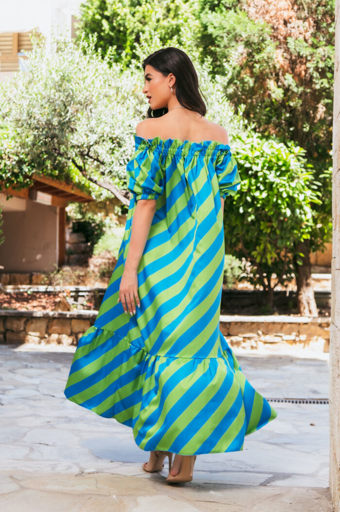 Φόρεμα σατέν maxi off shoulder μπλε-λαχανί - Image 5