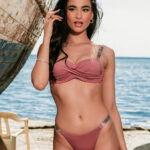 Μαγιό μπικίνι με μπανέλα και στρας ροζ