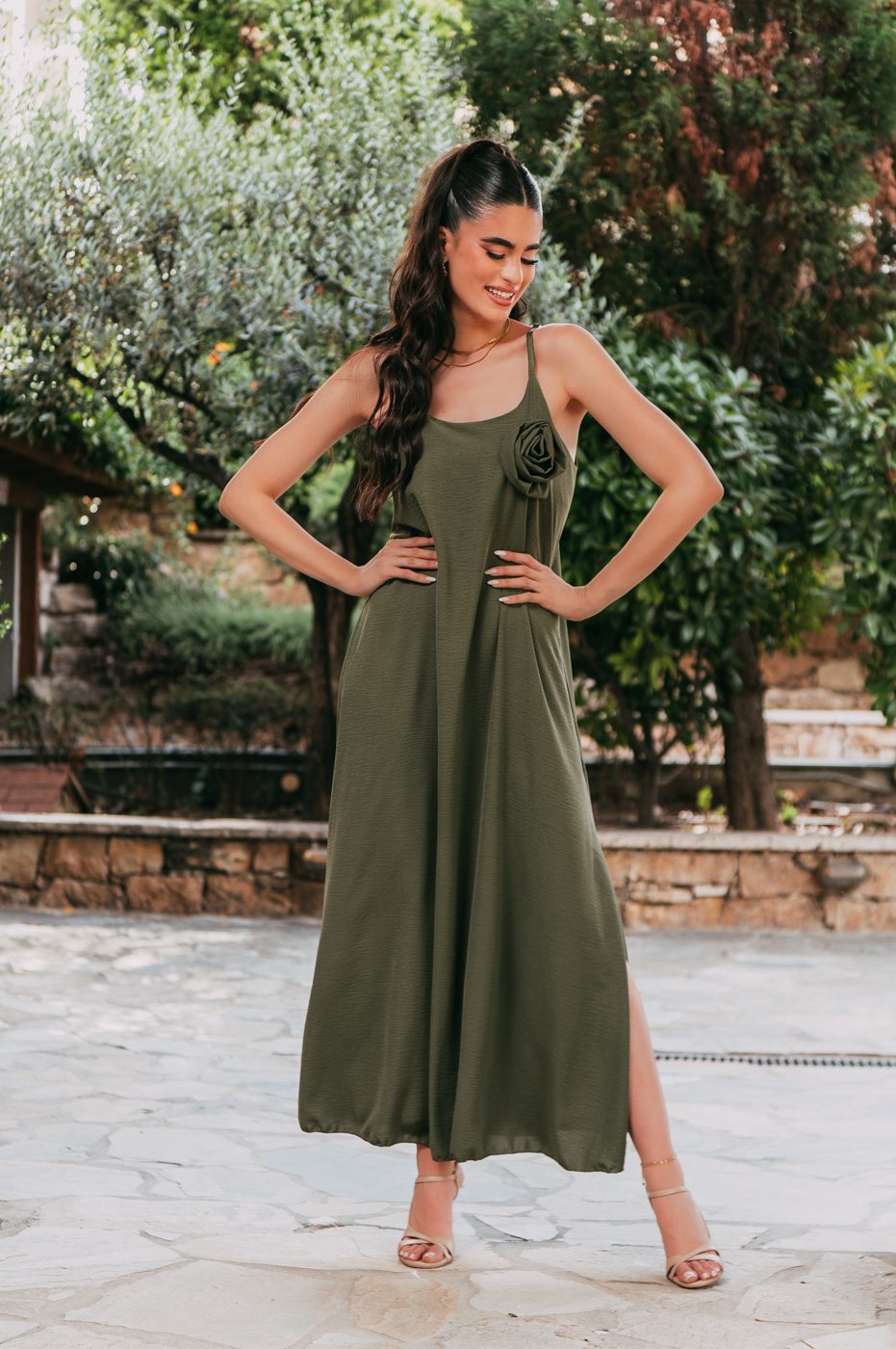 Φόρεμα maxi χακί