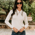 Μπλούζα πλεκτή άσπρη με χάντρες
