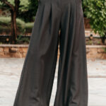 Παντελόνα γκρι σε φαρδιά γραμμή