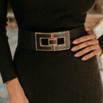 Ζώνη μαύρη ελαστική με χρυσή τόκα