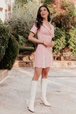 Φόρεμα mini tweed με πιέτες ροζ - Image 4