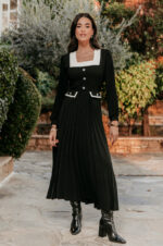 Φόρεμα maxi τύπου Chanel με πιέτες μαύρο - Image 2