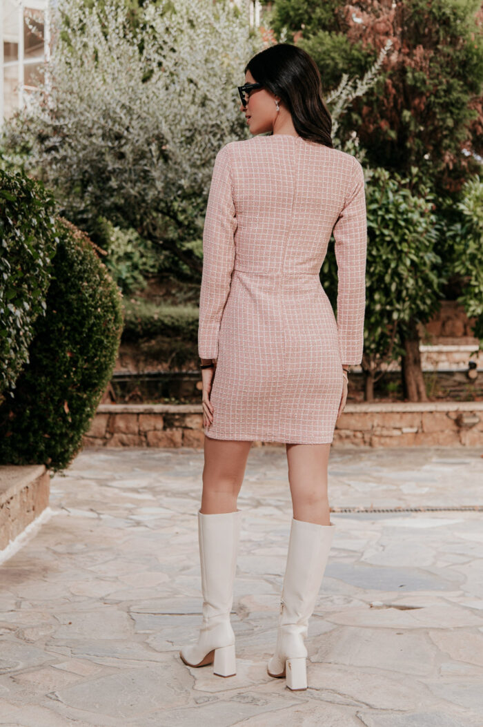 Φόρεμα midi tweed με στρας ροζ - Image 6