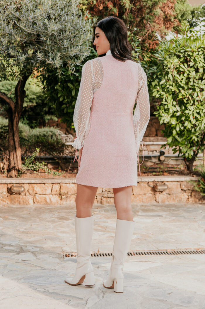Φόρεμα mini tweed με διαφάνεια και γραβάτα ροζ - Image 5