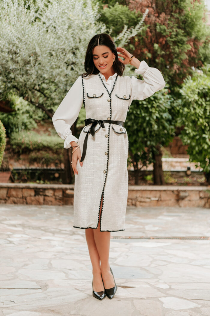 Φόρεμα midi tweed εκρού με πουκάμισο τύπου Chanel - Image 4