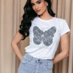 Μπλούζα κοντομάνικη άσπρη με στρας και τζιν λεπτομέρεια