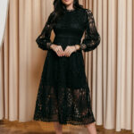 Φόρεμα midi κιπούρ μαύρο