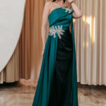 Φόρεμα maxi one shoulder σατέν μαύρο με πέτρες