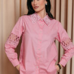 Πουκάμισο ροζ με δαντέλα και στρας