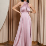 Φόρεμα maxi σατέν εξώπλατο ροζ