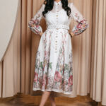 Φόρεμα maxi εκρού floral με κοσμήματα και ζώνη