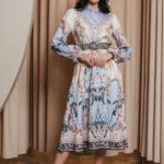 Φόρεμα maxi floral εμπριμέ με κοσμήματα