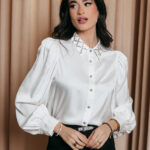 Πουκάμισο σατέν άσπρο με πέτρα στρας και πέρλες