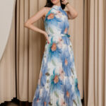 Φόρεμα maxi floral πλισέ γαλάζιο