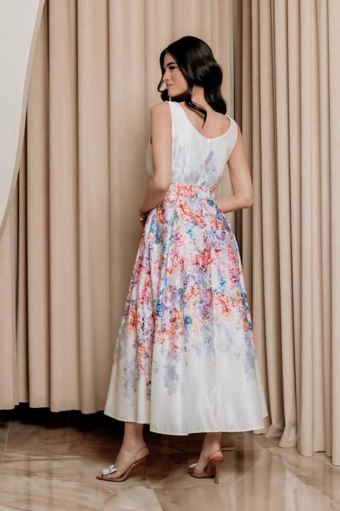 Φόρεμα maxi floral σατέν με ζώνη λιλά - Image 6