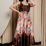 Φόρεμα maxi floral σατέν με ζώνη καφέ