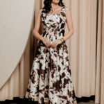 Φόρεμα maxi σατέν με ζώνη καφέ