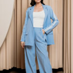 Κοστούμι με ρίγα γαλάζιο