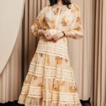 Σετ μπλούζα με φανελάκι και φούστα κίτρινο