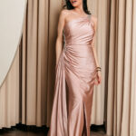 Φόρεμα maxi one shoulder με πέτρα στρας σομόν