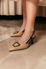 Γόβες μυτερές open heel ψάθινη με στρας