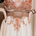 Ζώνη καφέ πλεκτή με χρυσή τετράγωνη τόκα