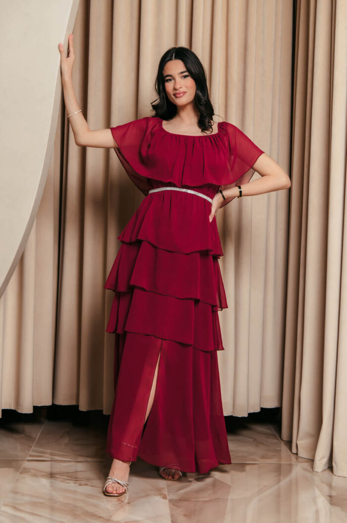 Φόρεμα maxi Off shoulder με βολάν βουργουνδί