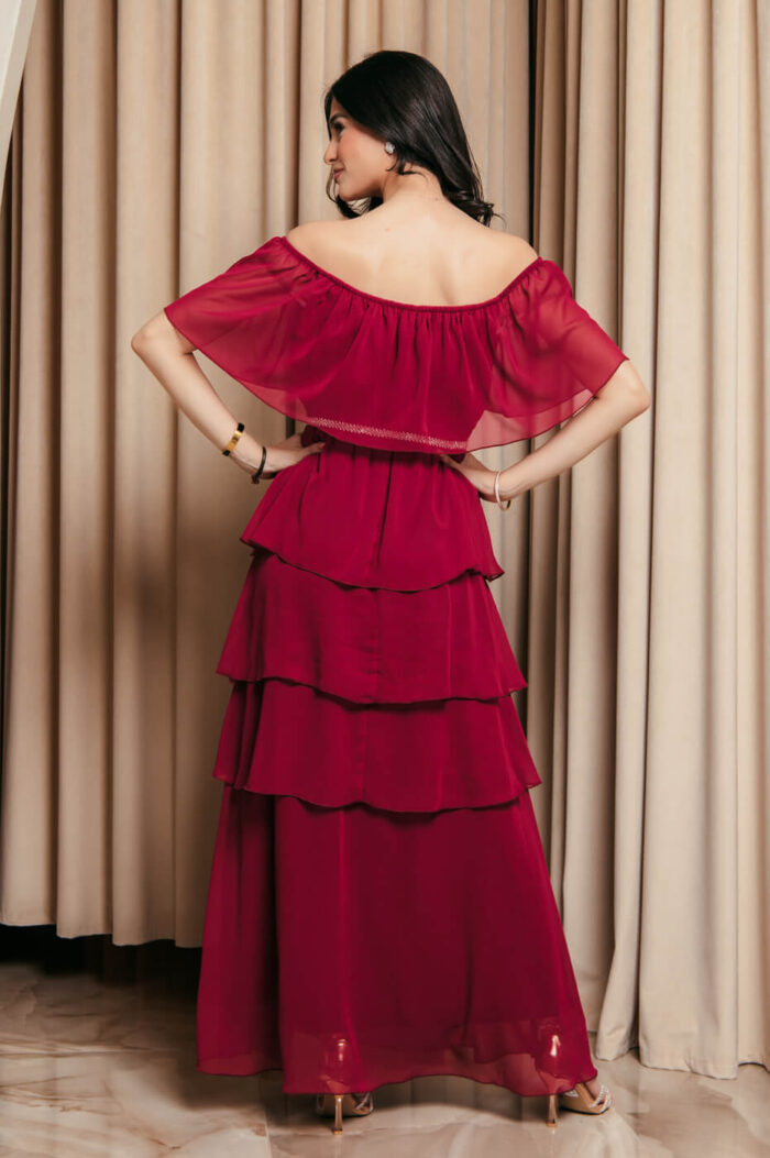 Φόρεμα maxi Off shoulder με βολάν βουργουνδί