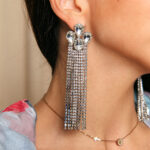 Σκουλαρίκια με κρυστάλλους και κρεμαστή βροχή ασημί