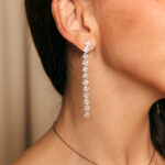 Σκουλαρίκια ράβδοι με στρας χρυσά