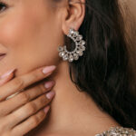 Σκουλαρίκια ημικυκλικά με στρας και κρυστάλλους ασημί