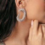 Σκουλαρίκια οβάλ κρίκοι με στρας ασημί