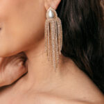 Σκουλαρίκια με πέρλα και κρεμαστή βροχή χρυσά