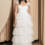 Φόρεμα maxi με τούλι και διαδοχικά βολάν λευκό