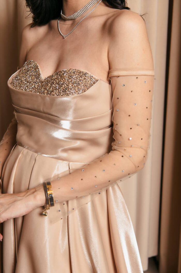 Φόρεμα Maxi Στραπλες Ταφτάς Γυαλιστερός με glitter στο μπούστο χρυσό-μπεζ