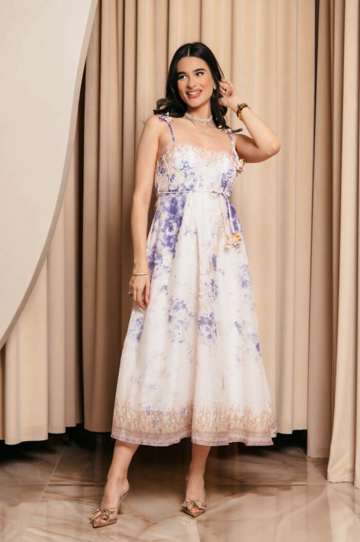 Φόρεμα midi με floral print εκρού και διακοσμητικά λουλούδια