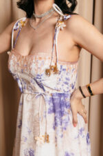 Φόρεμα midi με floral print εκρού και διακοσμητικά λουλούδια