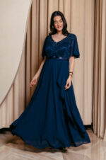 Φόρεμα maxi με δαντέλα και V ντεκολτέ midnight blue