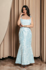 Φόρεμα maxi γοργονέ με ανάγλυφο μοτίβο baby blue