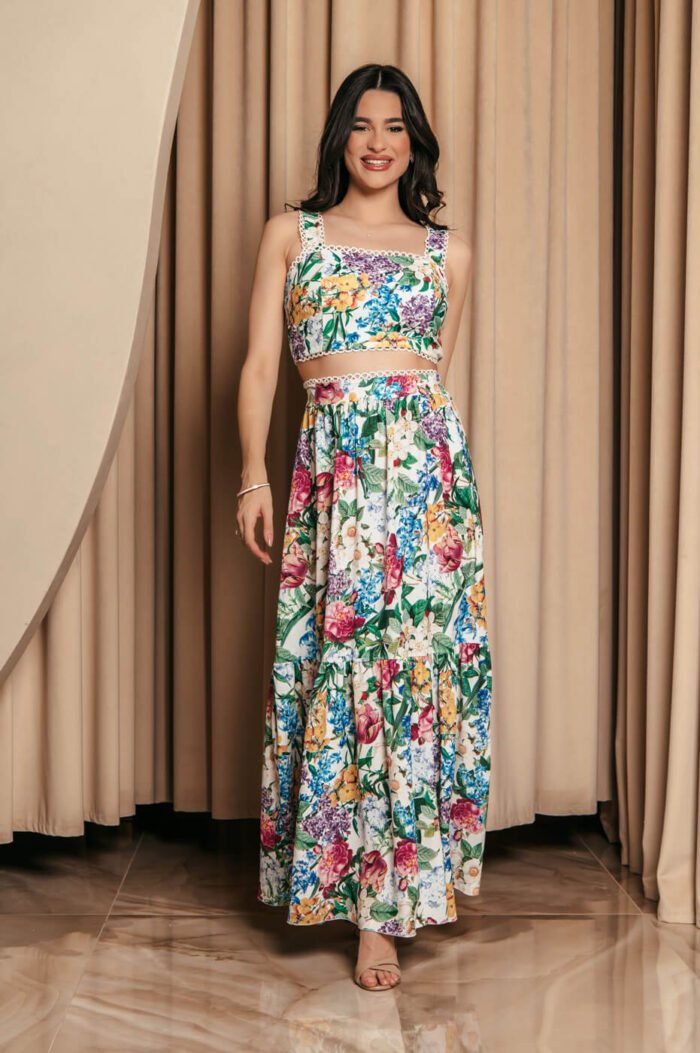 Σετ crop top – φούστα floral με πλεκτές λεπτομέρειες λευκό