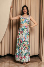 Σετ crop top – φούστα floral με πλεκτές λεπτομέρειες λευκό