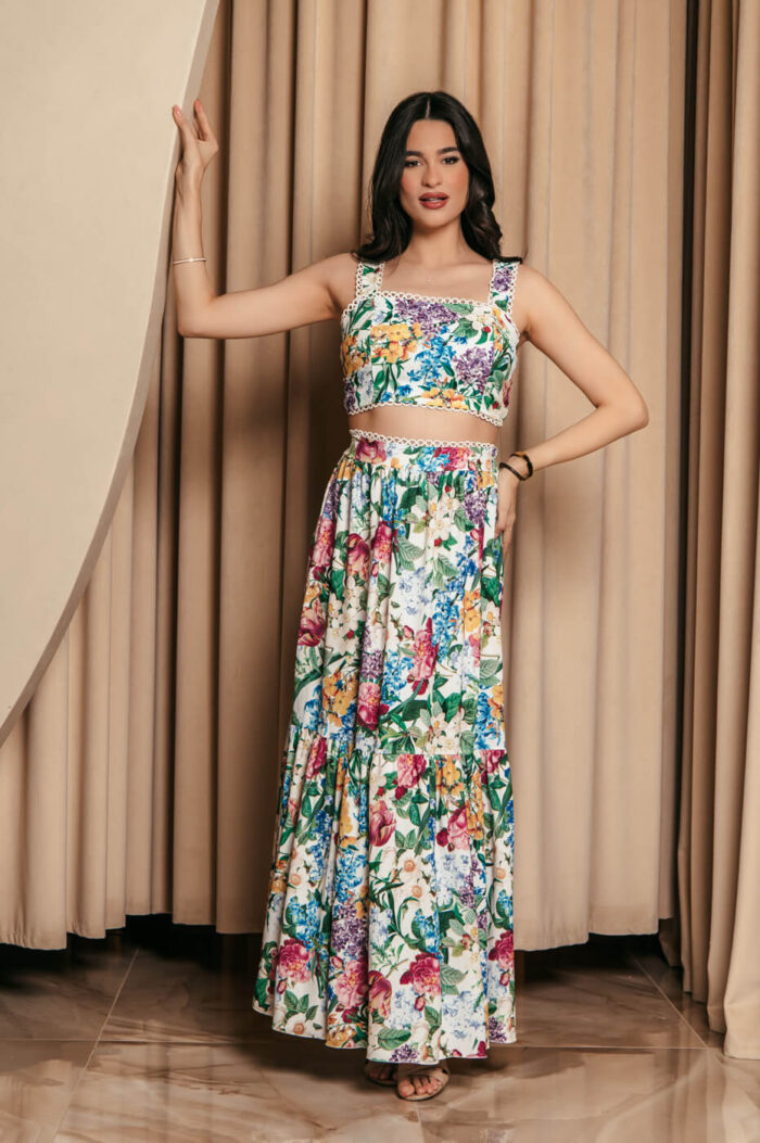 Σετ crop top – φούστα floral με πλεκτές λεπτομέρειες λευκό
