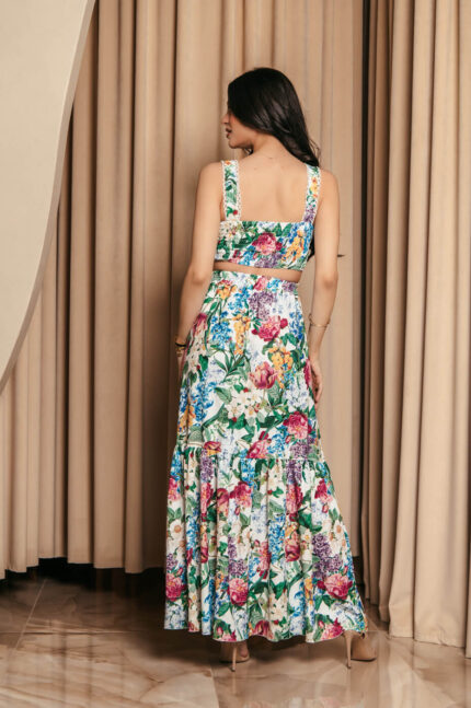 Σετ crop top – φούστα floral με πλεκτές λεπτομέρειες λευκό