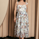 Φόρεμα midi floral με τούλι και διακοσμητικές πεταλούδες baby blue